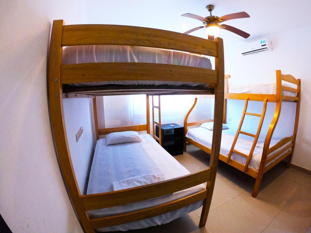 Kiwi Suites Hostel Montañita Εξωτερικό φωτογραφία