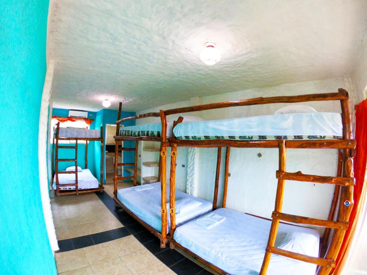 Kiwi Suites Hostel Montañita Εξωτερικό φωτογραφία