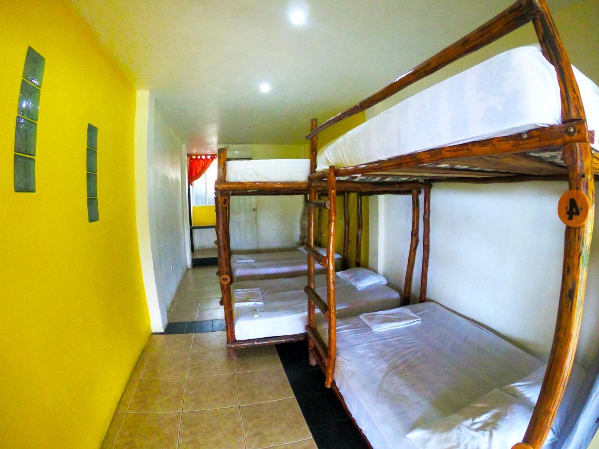 Kiwi Suites Hostel Montañita Εξωτερικό φωτογραφία
