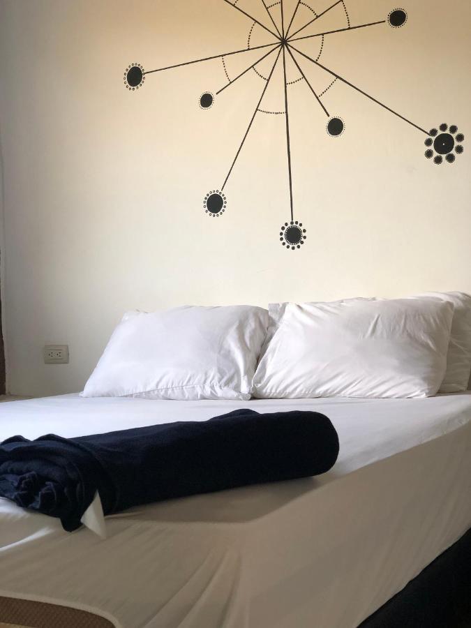 Kiwi Suites Hostel Montañita Εξωτερικό φωτογραφία