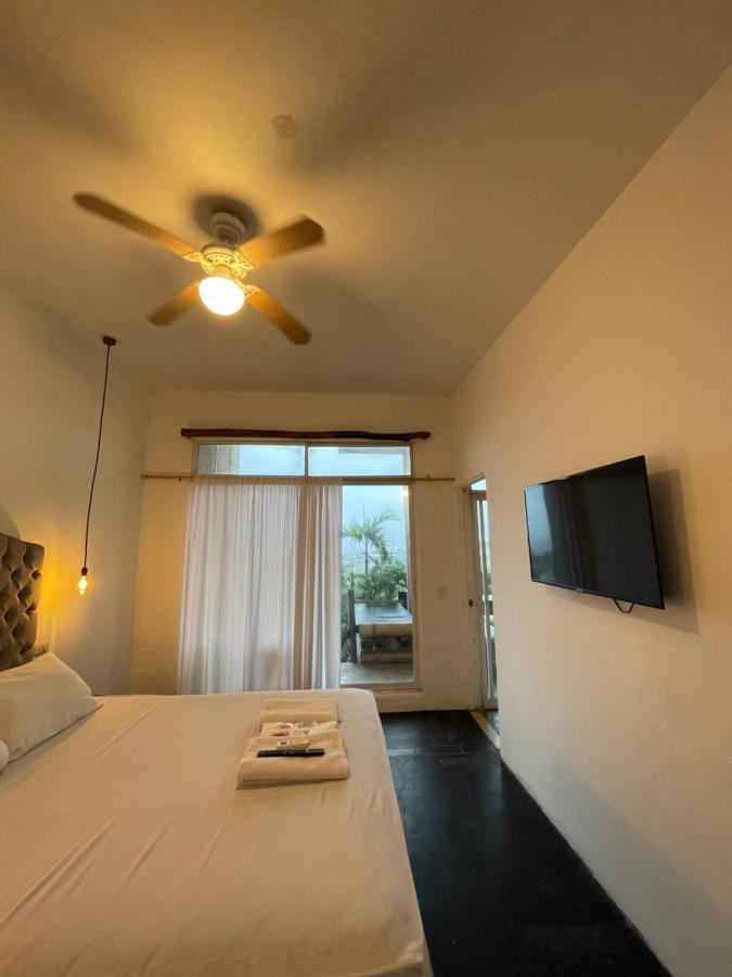 Kiwi Suites Hostel Montañita Εξωτερικό φωτογραφία